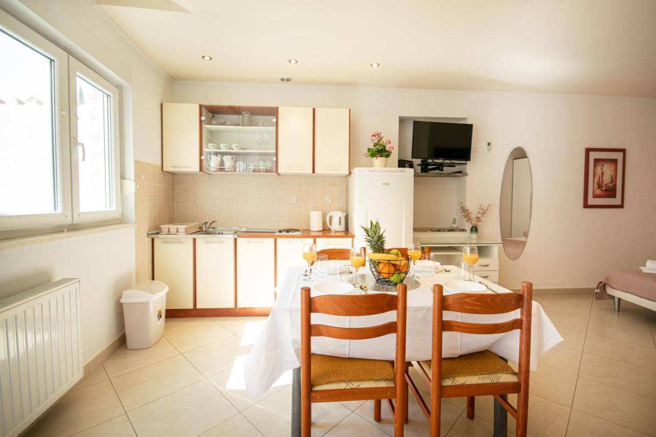 Apartmani Rita Baska Voda Exterior photo